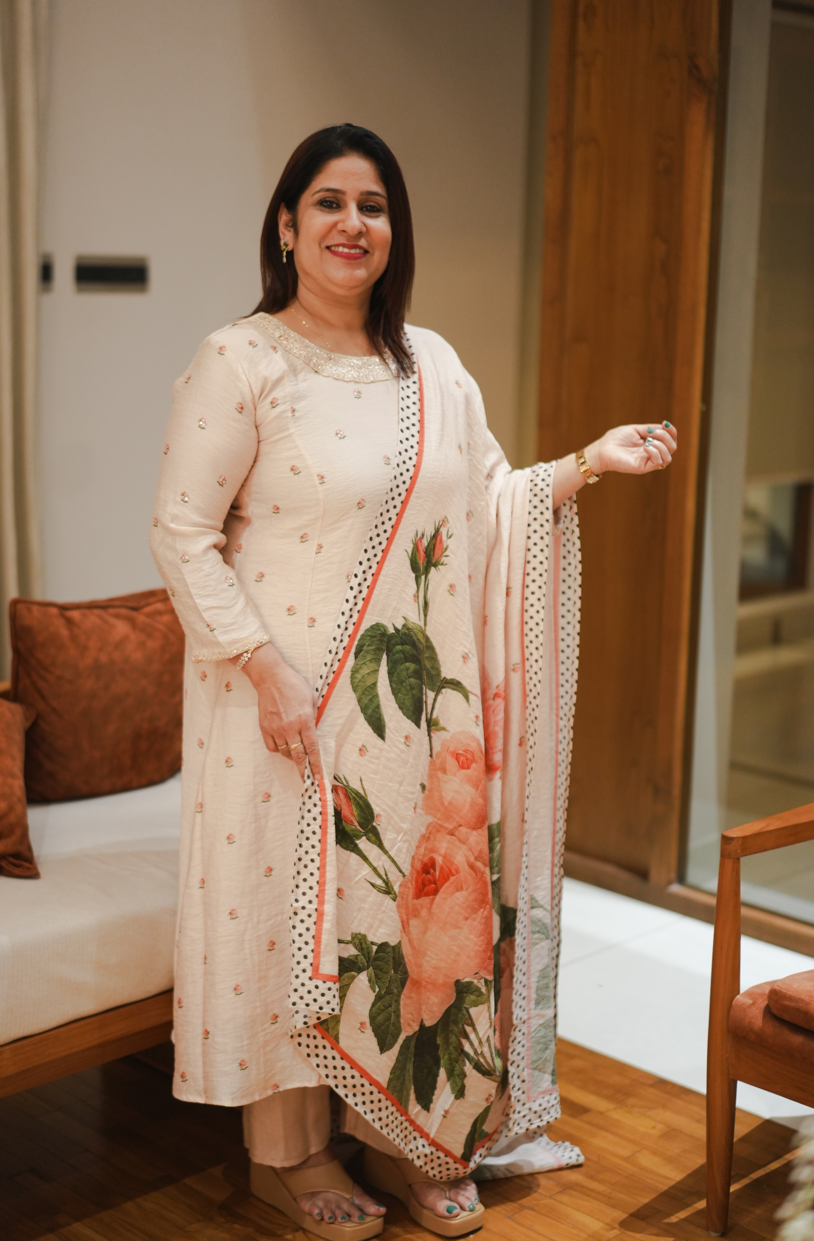 KINAV Ethnic Look 4